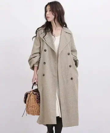 나노 유니버스 볼륨 실루엣 코트