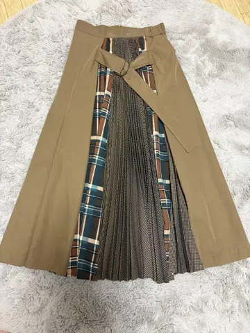 새상품급 FENNEL 스콧 클럽 체크 무늬 플리츠 롱 스커트