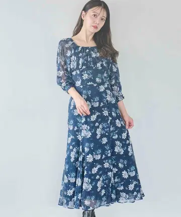 Noela 코스모스 프린트 원피스