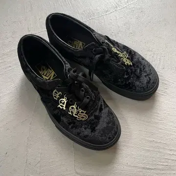 새상품! VANS ERA 골드 참 벨벳 벨로아 스니커즈