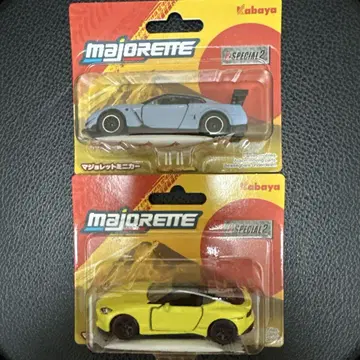 NISSAN GT-R NISMO GT3와 NISSANAN Z 미니카
