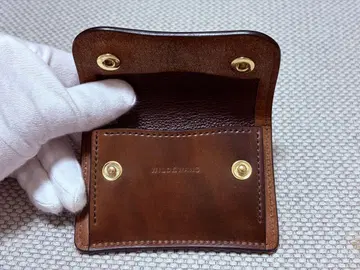 와일드 스완스 쉘 코도반 텅