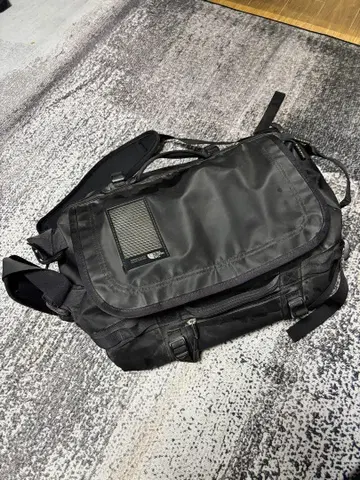 THE NORTH FACE