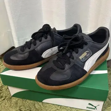 PUMA PALERMO 블랙/화이트 스니커즈
