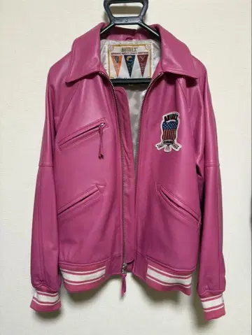 AVIREX 핑크 가죽 자켓 M 사이즈
