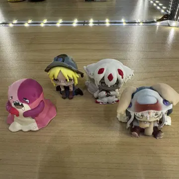 메이드 인 어비스 열일의 황금향 토로링 마스코트 전 4종 SET