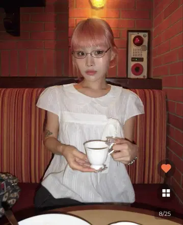 nugu haku 캡 퍼프 슬리브 리본 플레어 블라우스