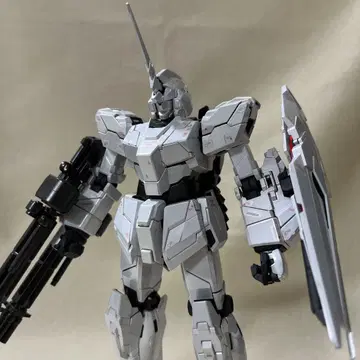 MG 유니콘 건담 Ver.Ka 티타늄 피니쉬 [완제품]