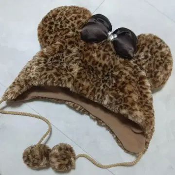 새상품급 미니 팬캡 레오파드 무늬 브라운