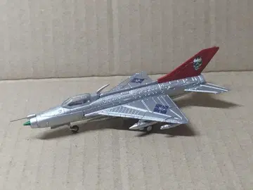 1/144 에리어88 컬렉션 vol.2 MIG-21 피쉬베드