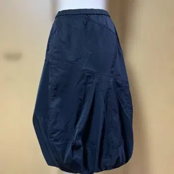 블랙 벌룬 스커트 허리밴딩 i+mu