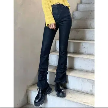 EMODA 헤름 개더 하이웨스트 청바지 플레어 데님