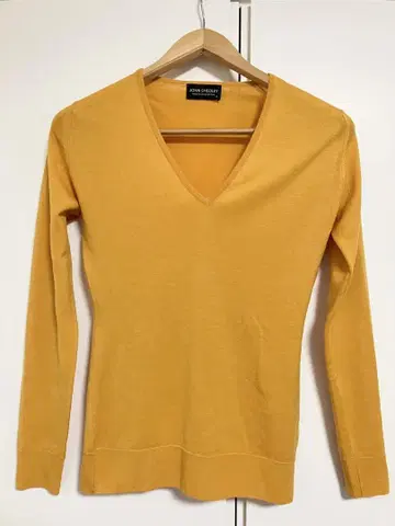 JOHN SMEDLEY 존스메들리 V넥 니트 스웨터 S 사이즈