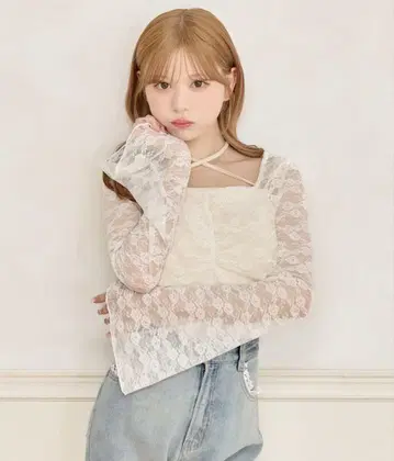 화이트 레이스 플레어 슬리브 상의