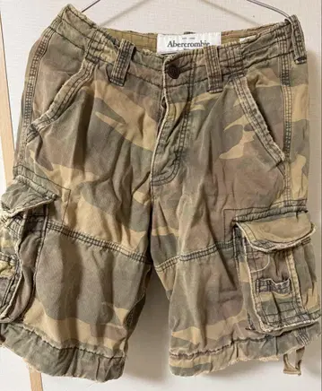 Abercrombie & Fitch 하프 카고 팬츠 28 카모 무늬