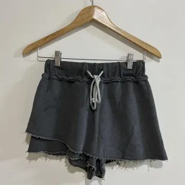 게이트리스 GATELESS 미니스커트풍 숏팬츠