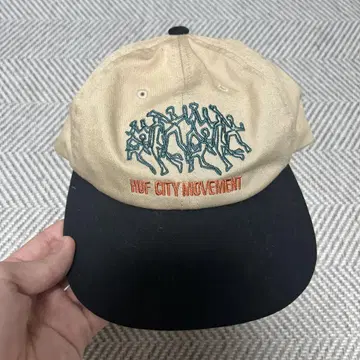 HUF CITY MOVEMENT 캡 O/S 베이지/블랙