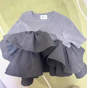 bibiy DORA PEPURAMU TEE 그레이