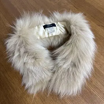 COMME CA ISM 베이지 퍼 옷깃