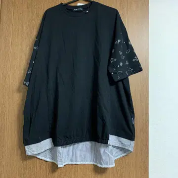 오버 사이즈 블랙 T셔츠 스트라이프 밑단