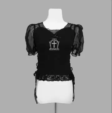 gothic 튤 상의 블랙 dimmoire