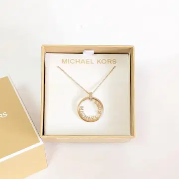Michael Kors 목걸이 금 펜던트 MK 로고 액세서리