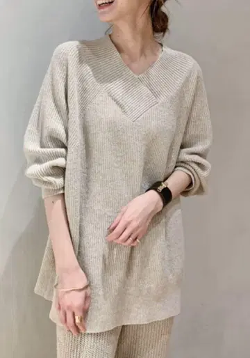 [ 새상품급 ] 플라주 베이지 니트 풀오버
