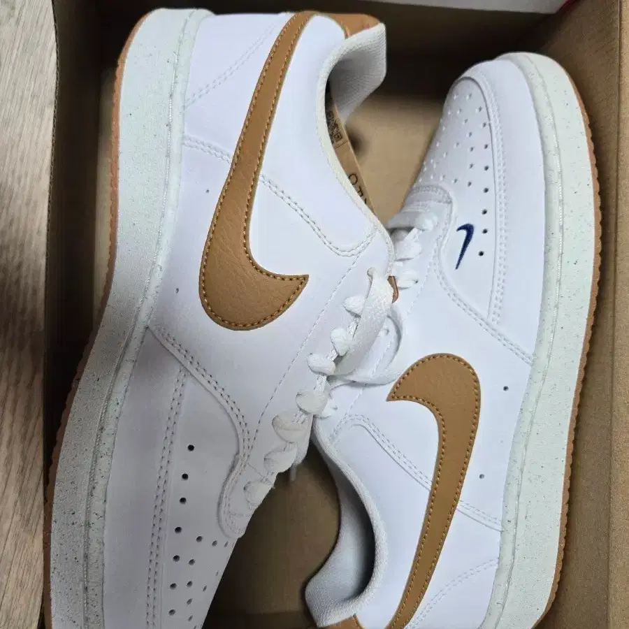 NIKE | ??? Air Force New Product 250 on Bunjang Global Site.