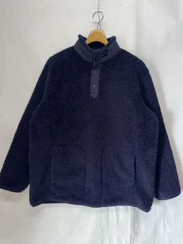UNIQLO 화이트 마운티니어링 플리스 풀오버