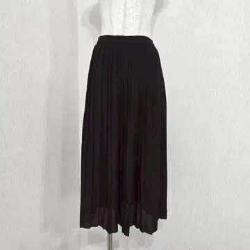 유니클로 플리츠 스커트 롱 기장 블랙 ( M ) 허리밴딩 안감 있음