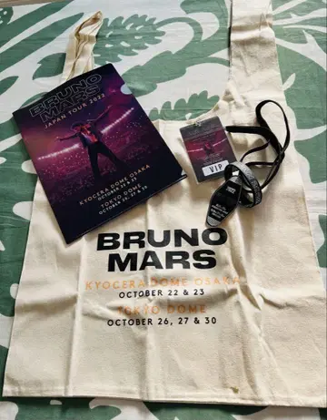 BRUNO MARS JAPAN TOUR 2022 VIP 세트 5점 미사용