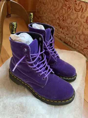 부츠 닥터마틴 DR.MARTENS 보라색 스웨이드