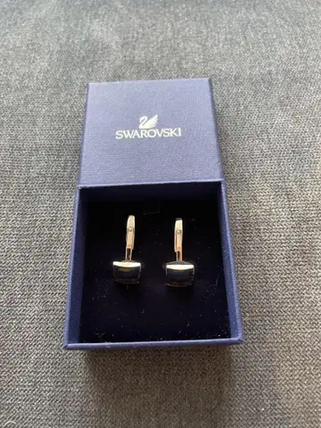 [ 미사용 새상품 ] Swarovski 스퀘어형 커프 링크 2페어