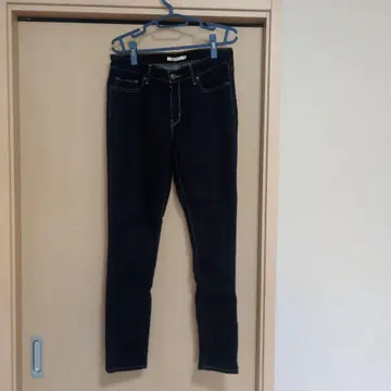 리바이스 711 SKINNY 스키니 데님 29 사이즈 다크 블루