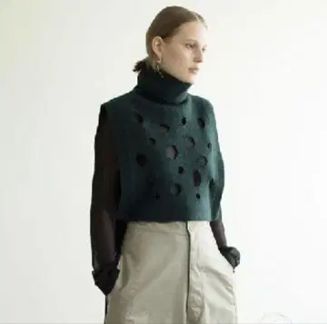 leinwande Cheese Knit Vest