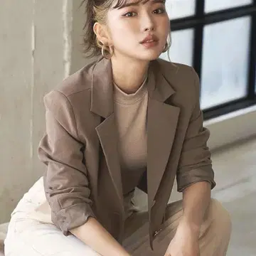 다리치 숏 얇은 소재 자켓 올리브 블루종