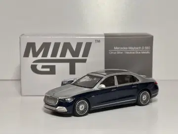 MINIGT 메르세데스 마이바흐 S680 왼쪽 핸들