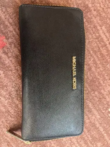 MICHAEL KORS 블랙 장지갑