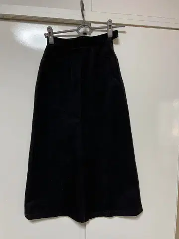 마가렛호웰 블랙 S