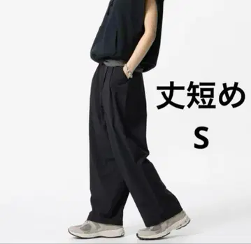 유니클로 울트라 스트레치 액티브 와이드 팬츠 블랙 숏 기장 S