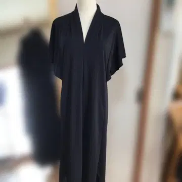 핸드메이드 여배우 같은 원피스 블랙