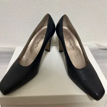 긴자 카네마츠 블랙 8cm 핑힐 스퀘어토