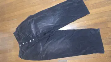 블랙 코듀로이 캐주얼 팬츠