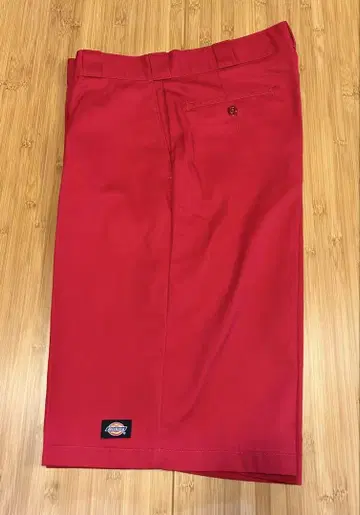Dickies 디키즈 숏팬츠 빨간색 42283