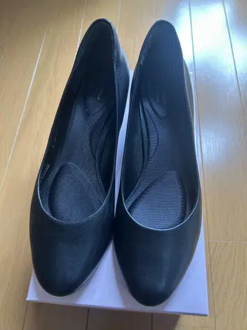락포트 펌프스 23.5cm