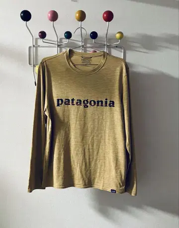 patagonia 베이지 롱 캐플린 T셔츠 S 사이즈