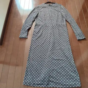 그레이 화이트 도트 긴팔 롱 원피스