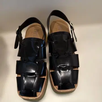 페르티니 구르카 샌들 블랙