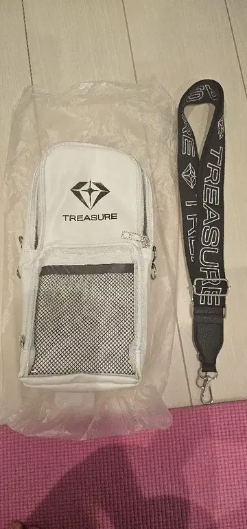 TREASURE 응원봉 케이스