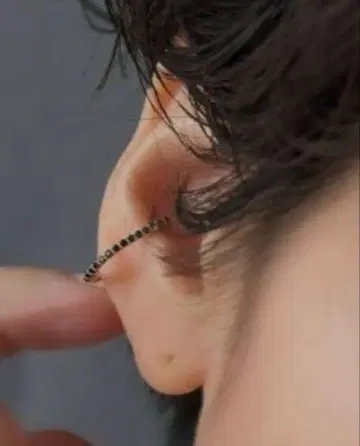 Lilas 블랙 다이아 이터니티 이어커프 K10